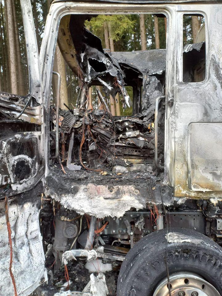 LKW-Fahrzeugbrand (B2) – Bild 2