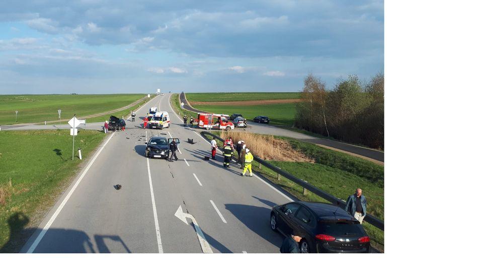 Verkehrsunfall mit 2 PKW – Bild 2