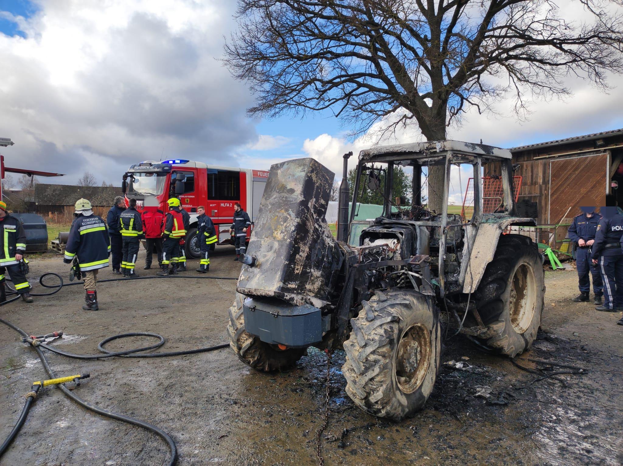 Traktorbrand in Kleingöpfritz
